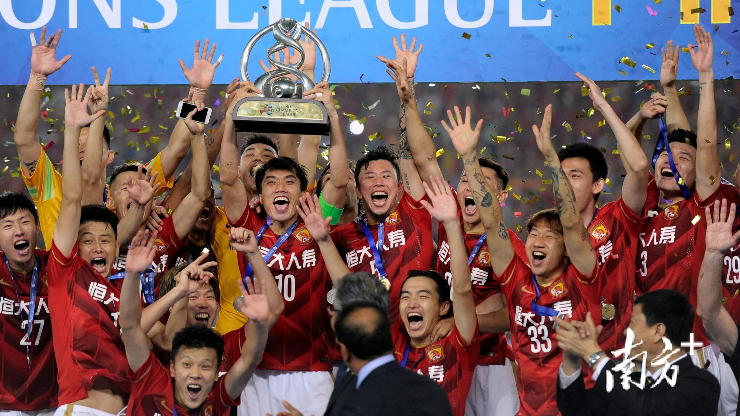 包含连胜势头难挡！亚洲杯豪取十连胜的词条