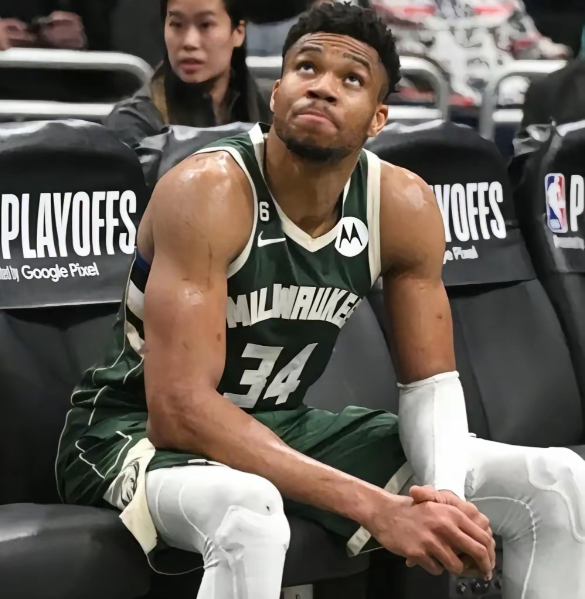 鹈鹕逆转勇士，字母哥刷新纪录